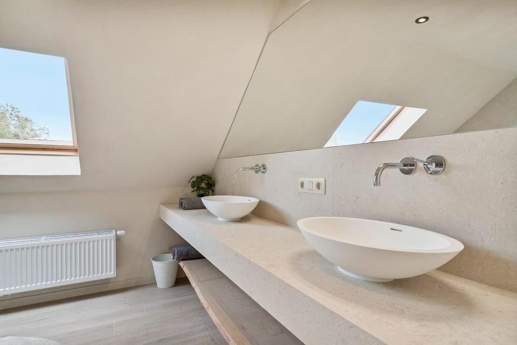 Schitterende Loft Met Jacuzzi En Sauna In メッヒェレン エクステリア 写真